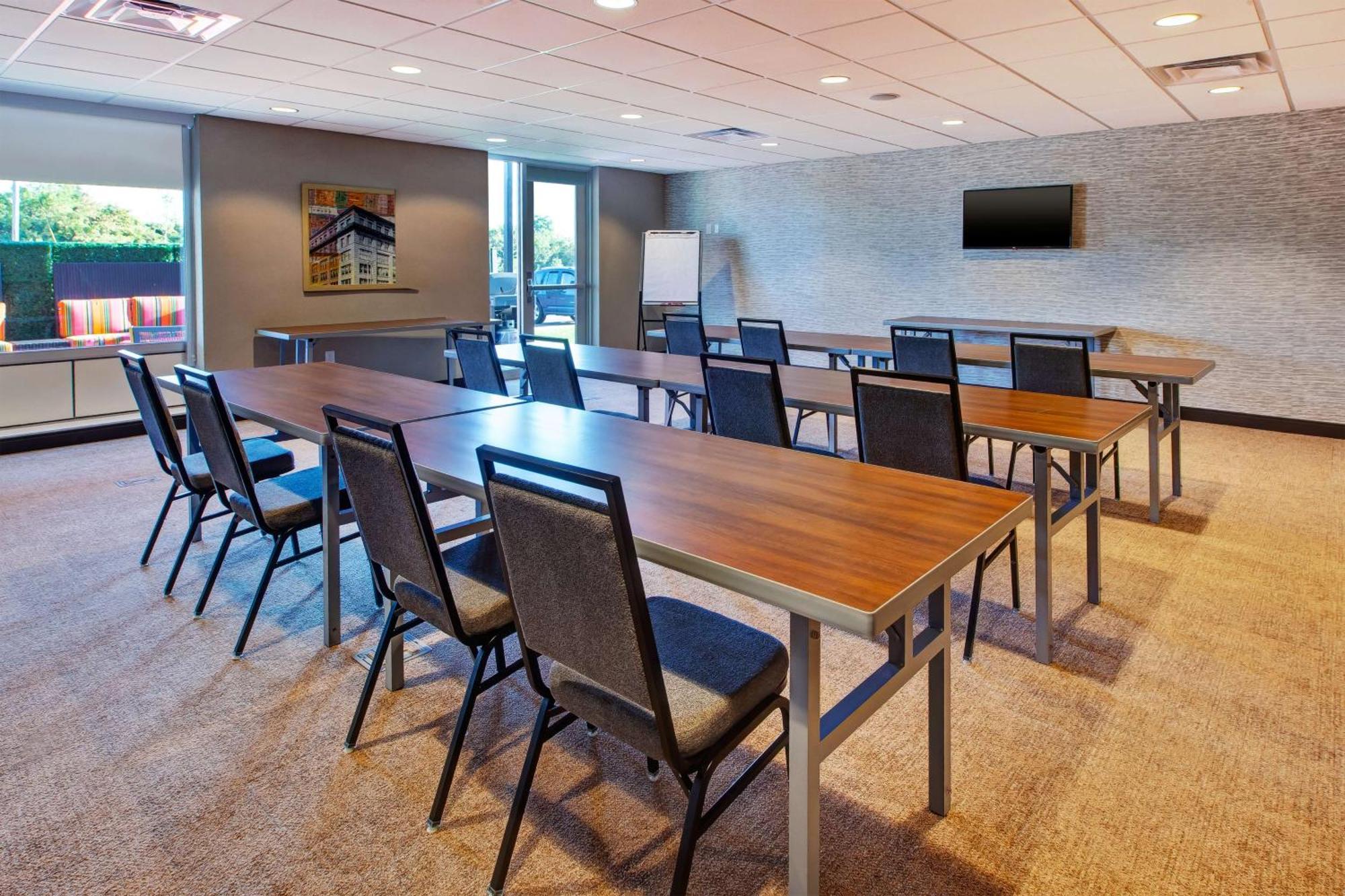 Home2 Suites By Hilton Grand Rapids South Byron Center Εξωτερικό φωτογραφία